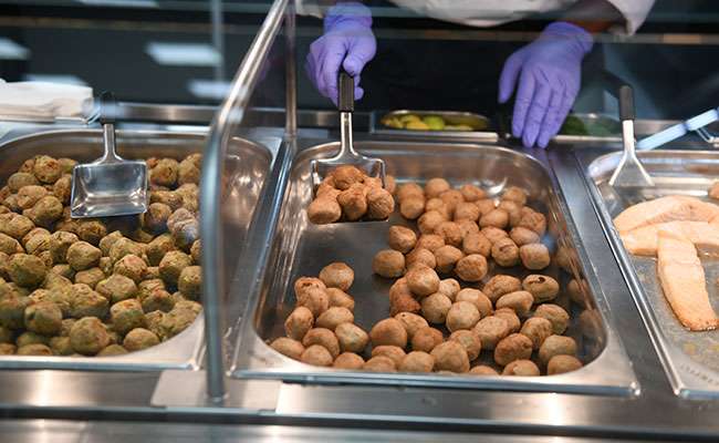 At Ikea Hyderabad's 1000-Seat Restaurant, Samosas, Biryani And Dal Makhni