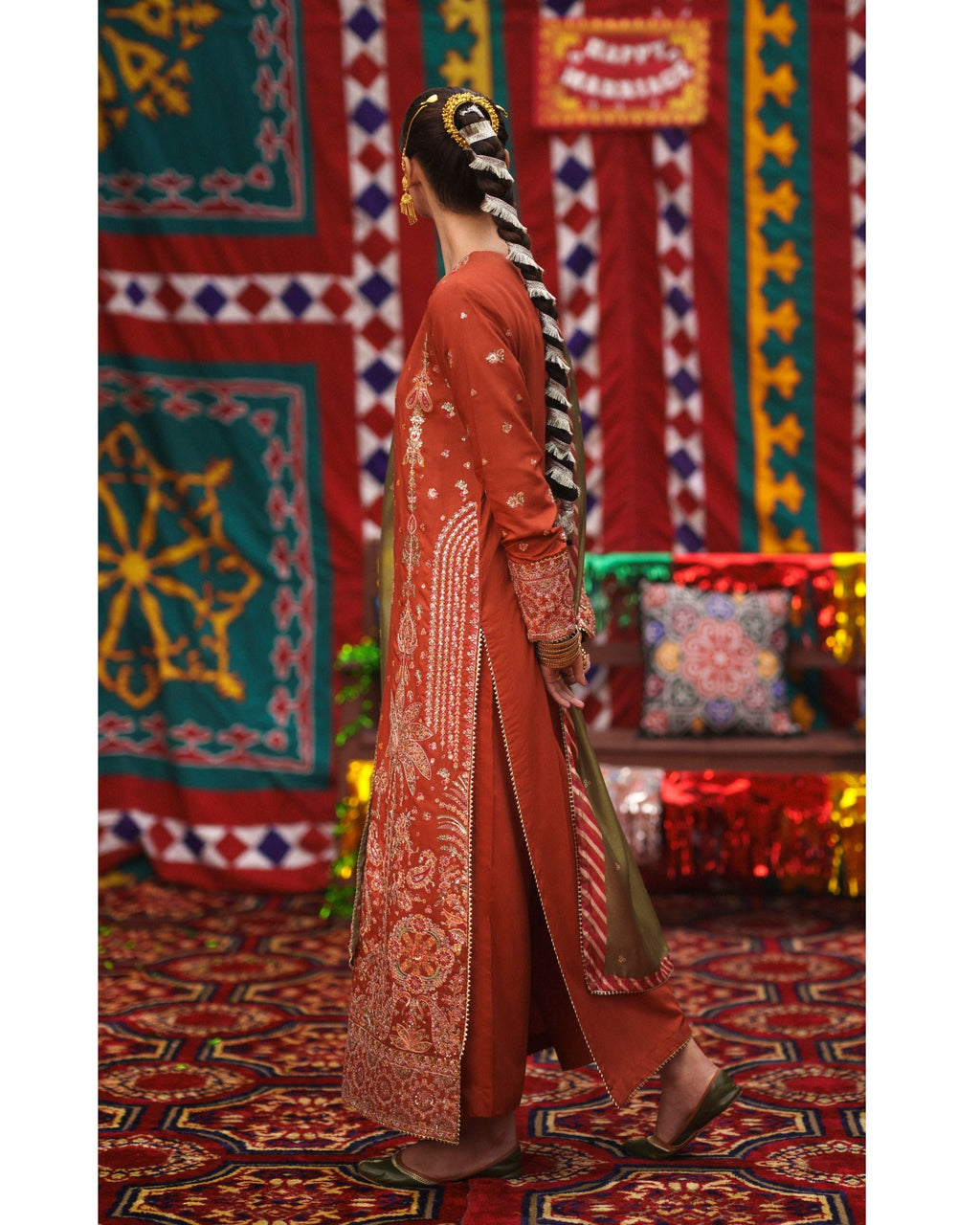 SIGNATURE SUIT-053