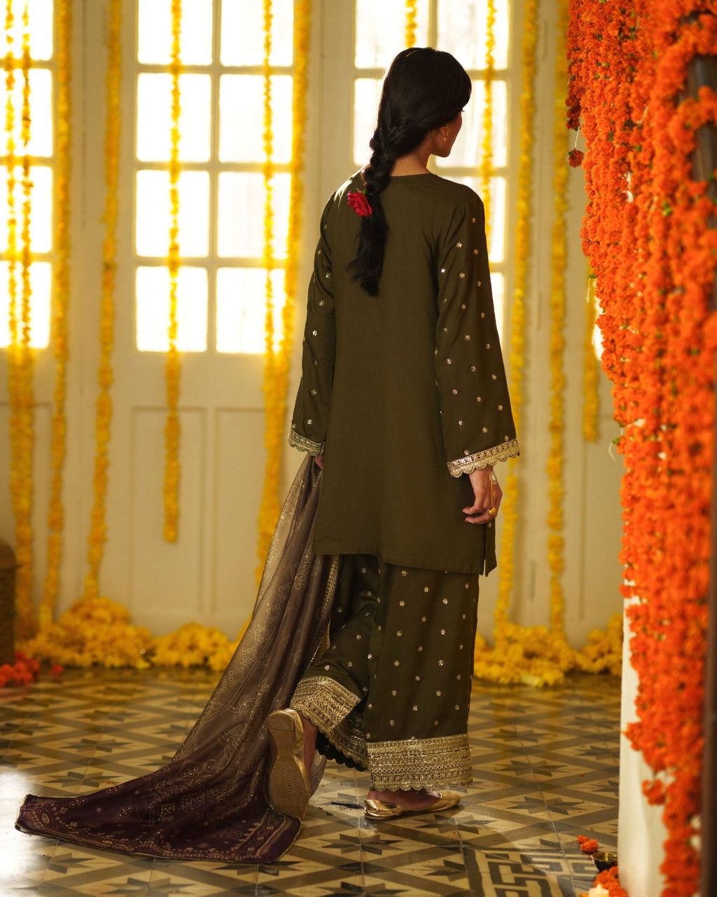 SIGNATURE SUIT-052