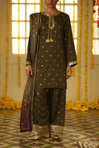 SIGNATURE SUIT-052